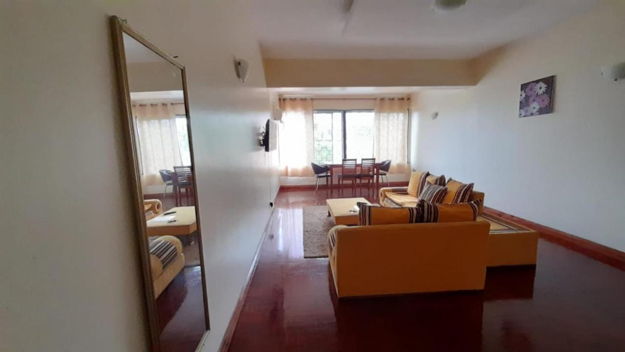 Ary Homestay Nyali- A Walk Away From City Mall Mombasa Ngoại thất bức ảnh