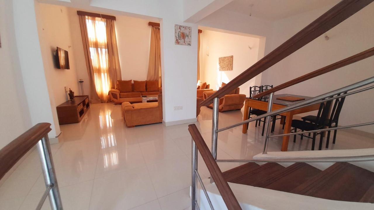 Ary Homestay Nyali- A Walk Away From City Mall Mombasa Ngoại thất bức ảnh